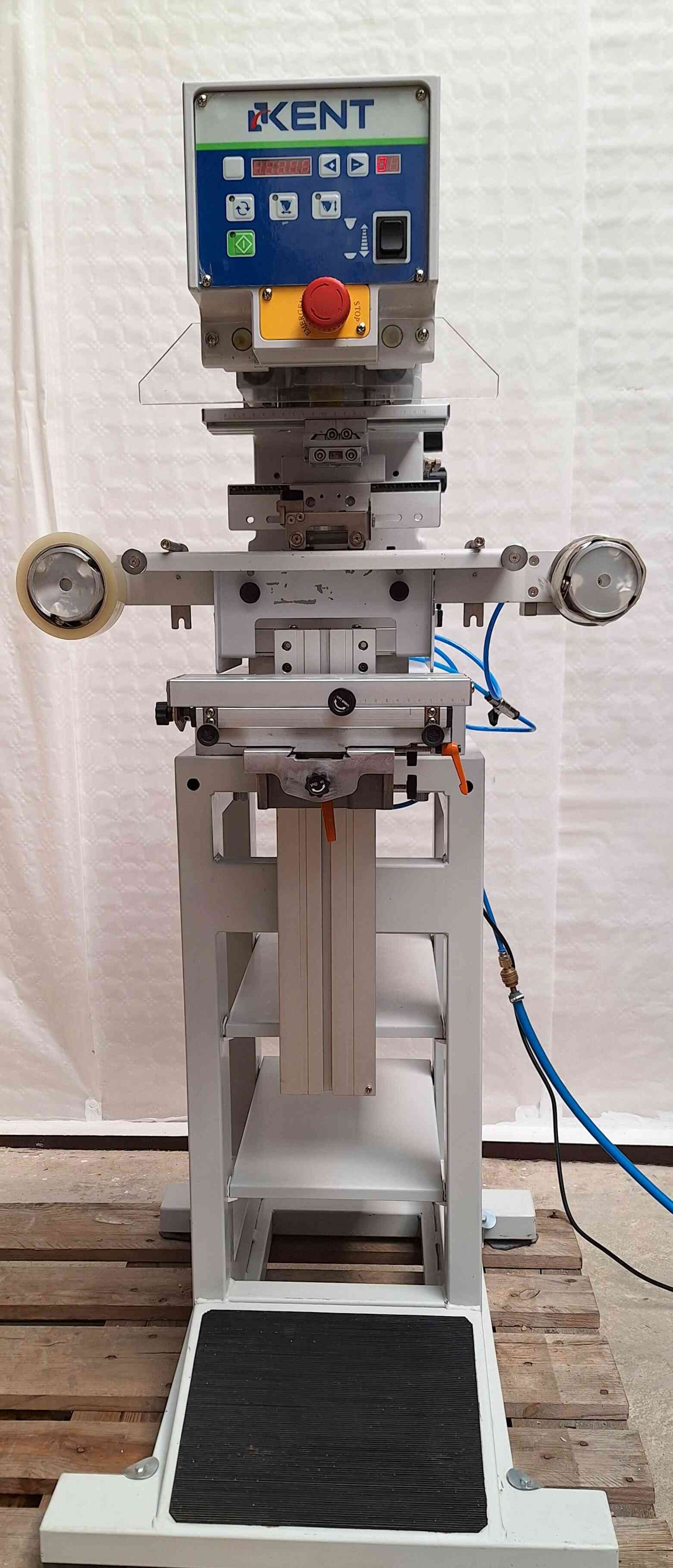 Hlavní pohled na stroj KENT PP 21N
